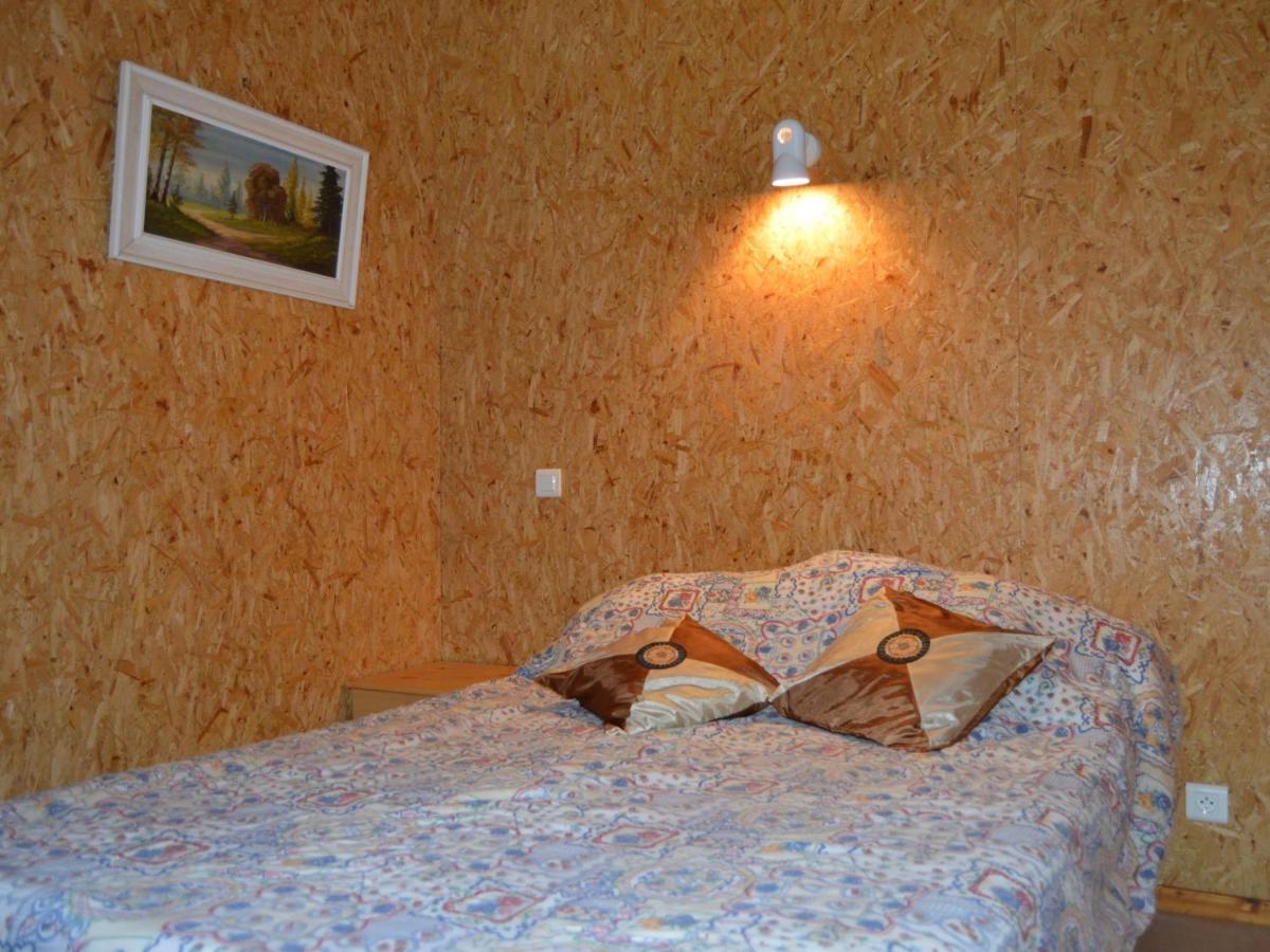 Chalet En Pleine Nature A Orsennes Avec Etang A Proximite, Ideal Pour 6 Personnes Et Animaux Admis - Fr-1-591-170 Ngoại thất bức ảnh